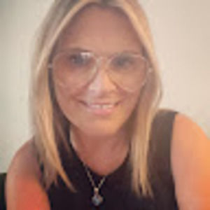 Meet your Posher, Tina